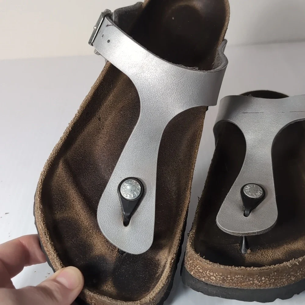 Birkenstock Silver Gizeh Birko-Flor Sandals Size 39 US 8.5